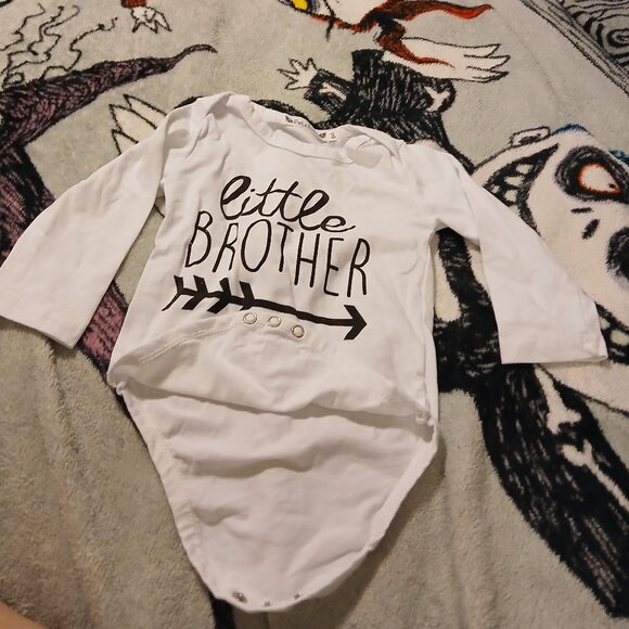 Baby Fulaimon 6 - 9 Month 80 White Little Brother Long Sleeve Onesie Infant - Picture 5 of 7